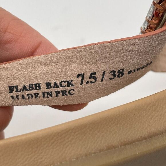 Chinese Laundry Flash Back Women's 7.5 Sandals Metallic Rose Gold Leather Thong - Picture 8 of 9